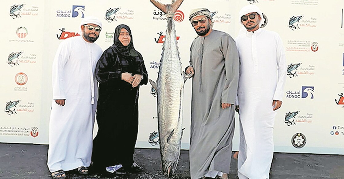 al-dhafra-grand-kingfish-championship-at-al-mughira-beach