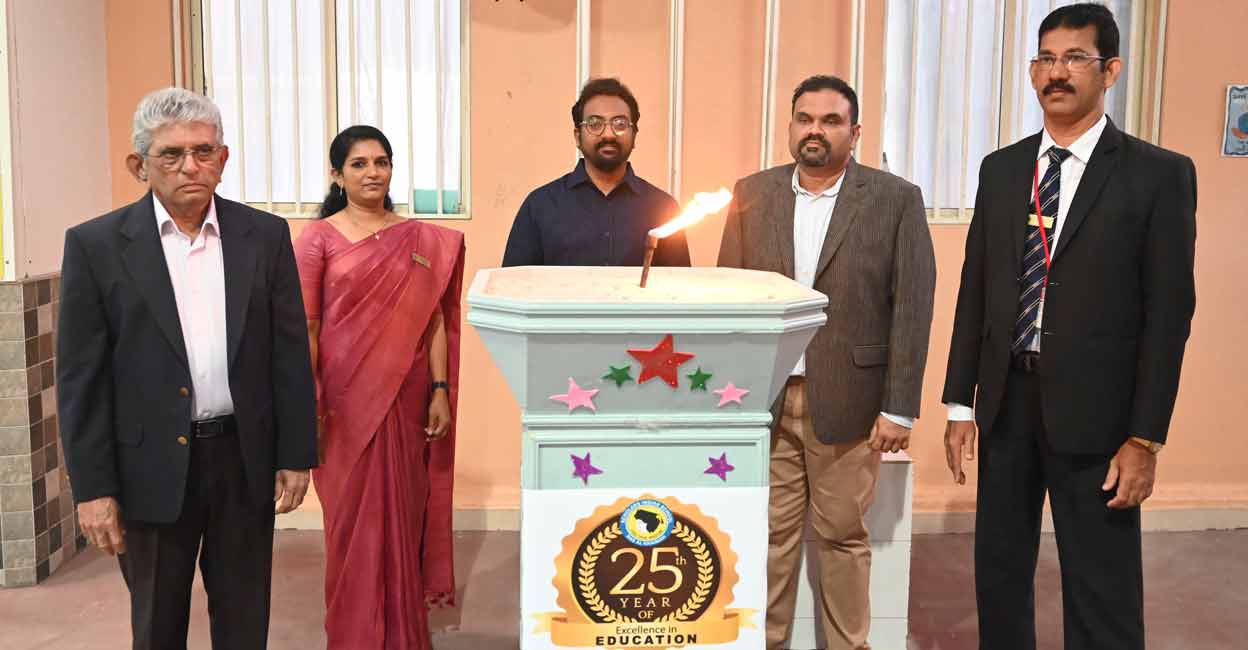 Indian School Rack റാക് സ്കോളേഴ്സ് ഇന്ത്യൻ സ്കൂൾ രജത ജൂബിലി നിറവിൽ - Rak Scholars Indian ...