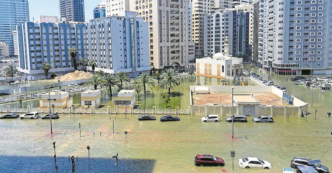uae-rain-sharjah-is-unable-to-recover-from-the-flood