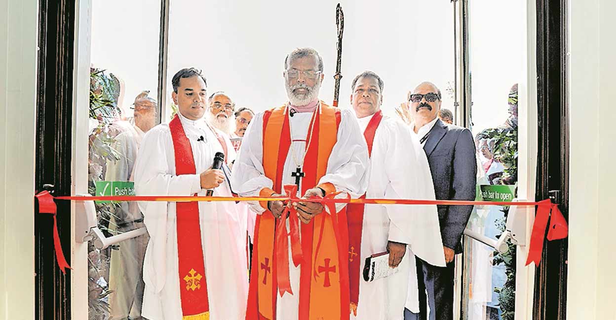 അബുദാബിയിലെ ആദ്യ സിഎസ്ഐ ദേവാലയം നാടിന് സമർപ്പിച്ചു സഫലമായത് ...