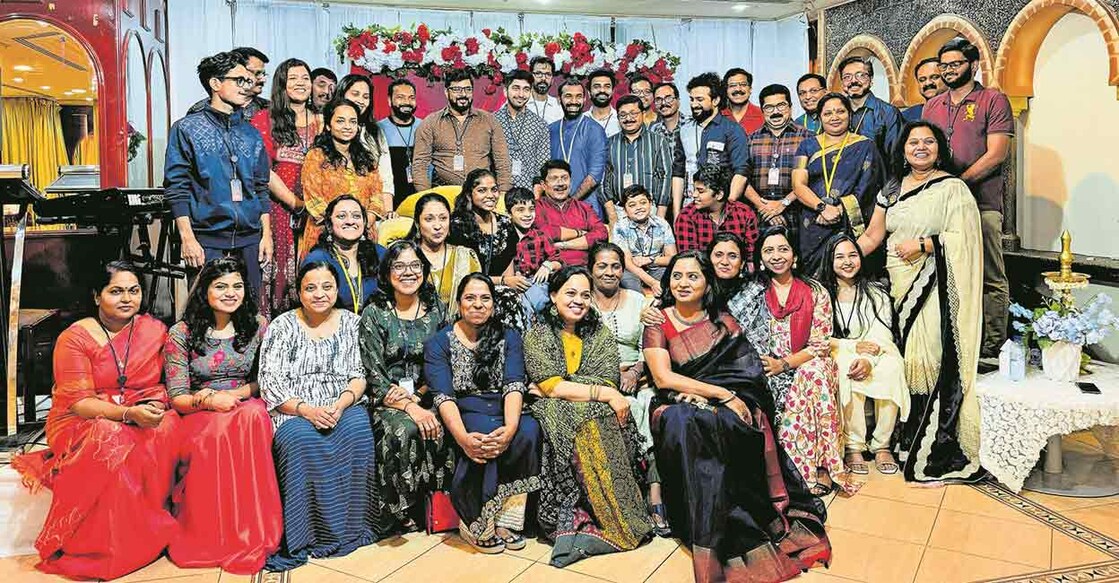 g-venugopal-fans-group-family-reunion