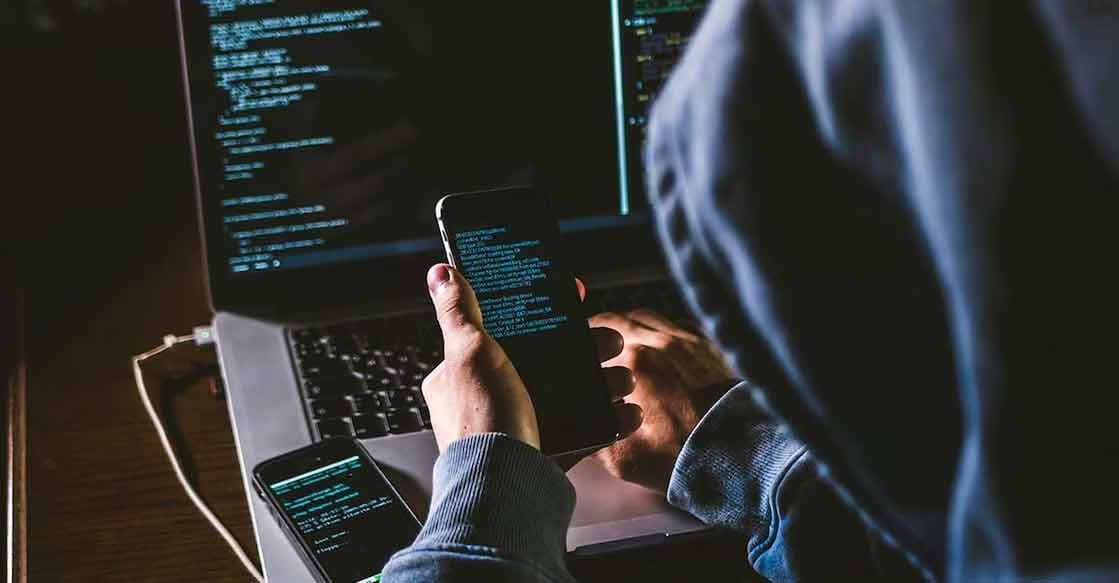 cyber-crime പ്രതീകാത്മക ചിത്രം Image Credit: Михаил Руденко/istockphoto.com