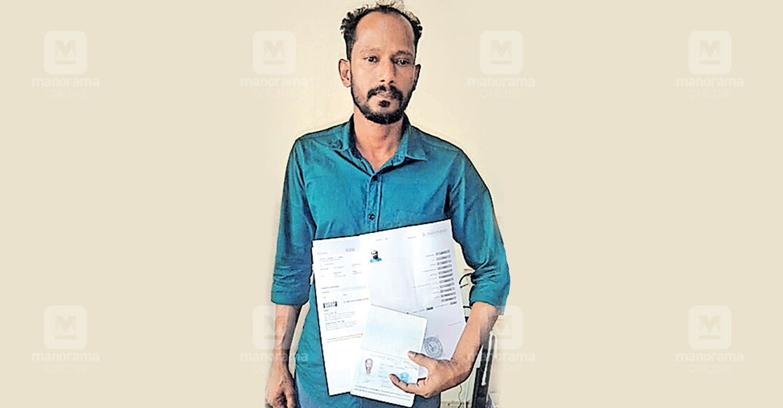 malayali-sunil-who-came-to-uae-in-search-of-job-has-lost-his-sight