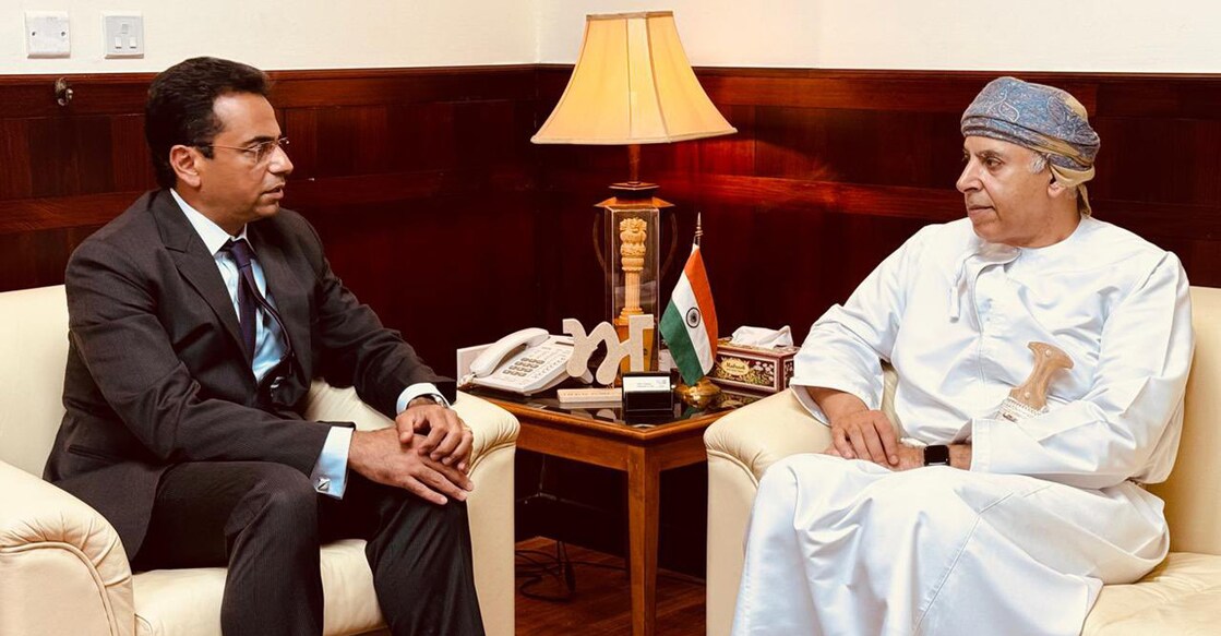 oman-firing-officials-visit-india-pakistan-ambassadors ചിത്രം: മസ്കത്ത് ഇന്ത്യന് എംബസി
