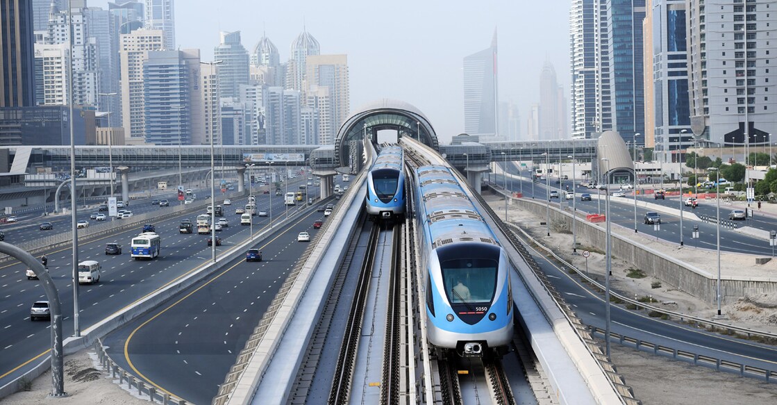 rush-rta-announces-extended-dubai-metro-timings