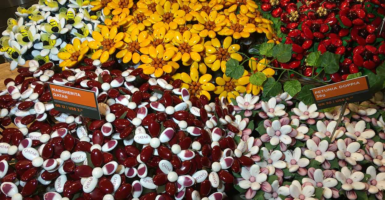 പ്രവാസത്തിലെ ഇത്തിരി വട്ടത്തില്‍ ഓണപൂക്കളം; പ്രവാസികളുടെ ഓണം ഫുൾ കളറാണ് ഭായ്!