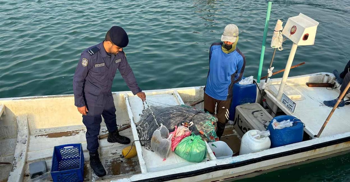 four-indian-nationals-and-four-bahrainis-arrested-for-violating-fishing-regulations four-indian-nationals-and-four-bahrainis-arrested-for-violating-fishing-regulations