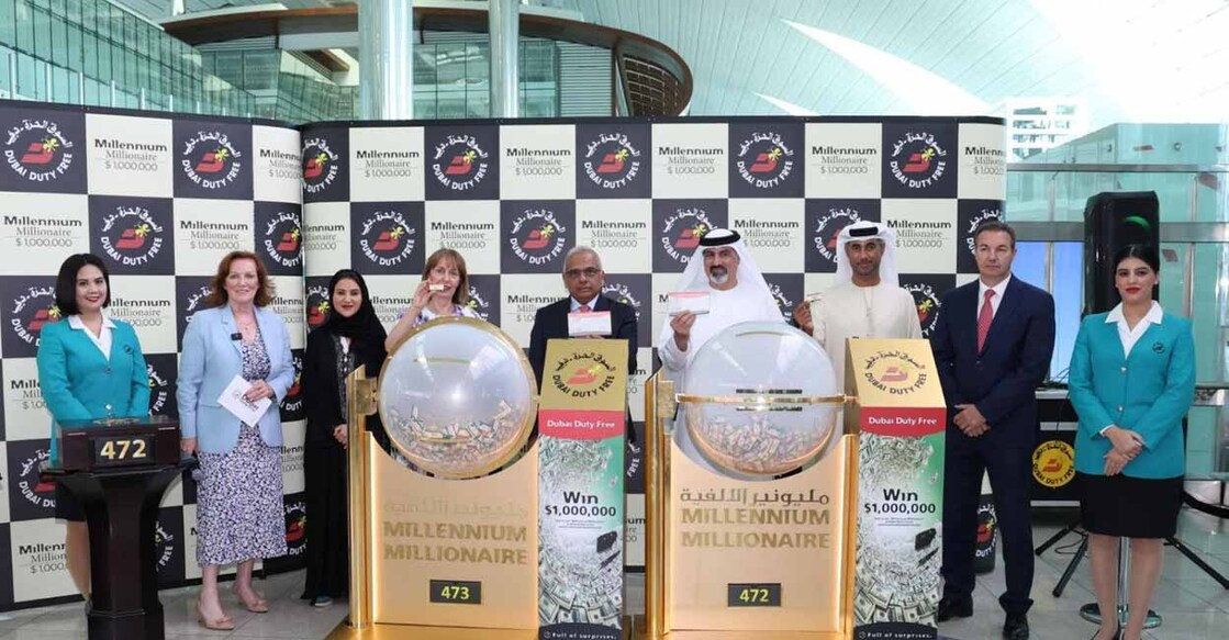 dxb-duty-free-millennium-millionair-draw-malayali-teams-won-8-crores ദുബായ് ഡ്യൂട്ടി ഫ്രീ മില്ലെനിയം മില്യനയർ ആൻഡ് ഫൈനസ്റ്റ് സർപ്രൈസ് നറുക്കെടുപ്പ്.