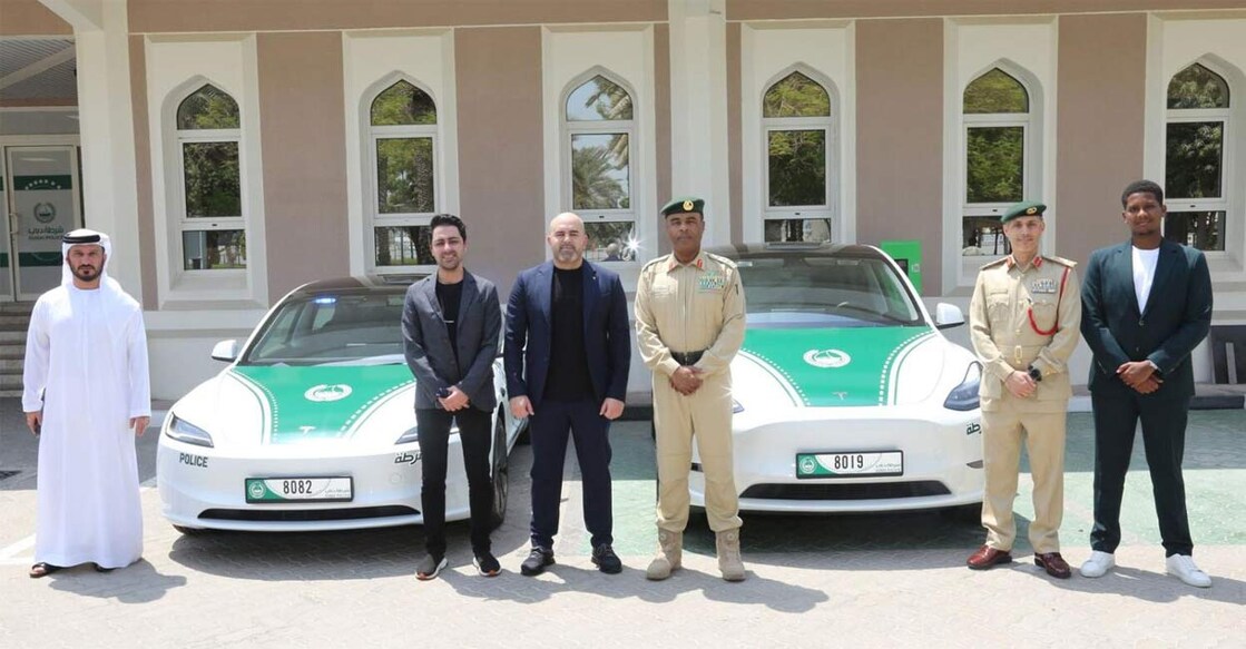 dubai-police-added-two-new-tesla-cars-to-their-fleet