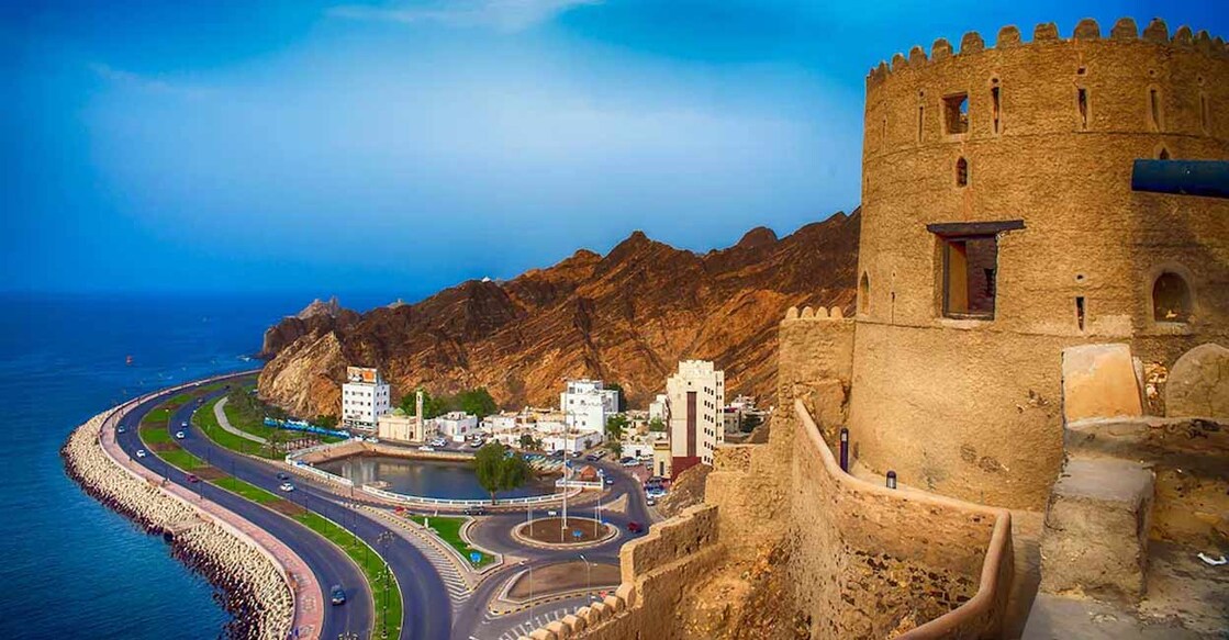 oman-to-strengthen-omanization-40-more-posts-for-oman-citizens