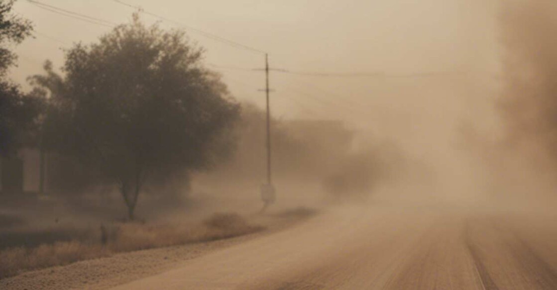 dust-storm-warning-exercise-caution-on-adam-haima-road-royal-oman-police