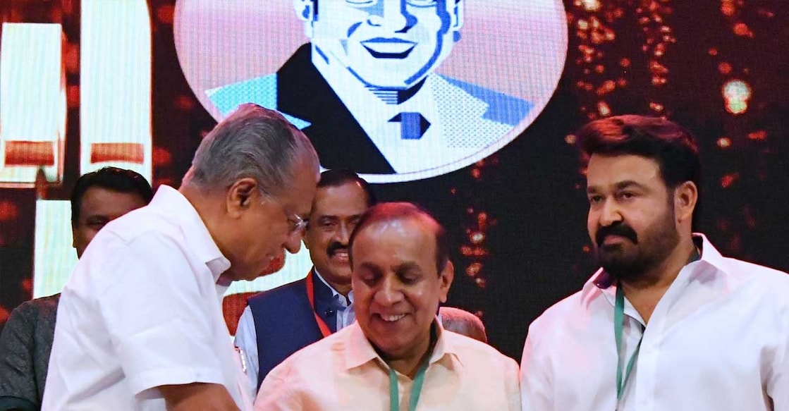ചിത്രം : സ്പെഷൽ അറേഞ്ച്മെന്‍റ്
