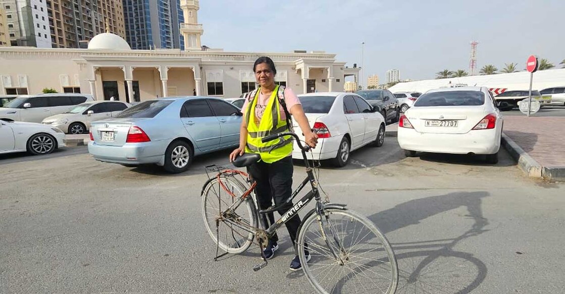 pravasi-malayali-mary-sherlin-travels-in-bicycle-from-ajman-to-workplace-in-sharjah-to-save-money-for-daughters-cancer-treatment
