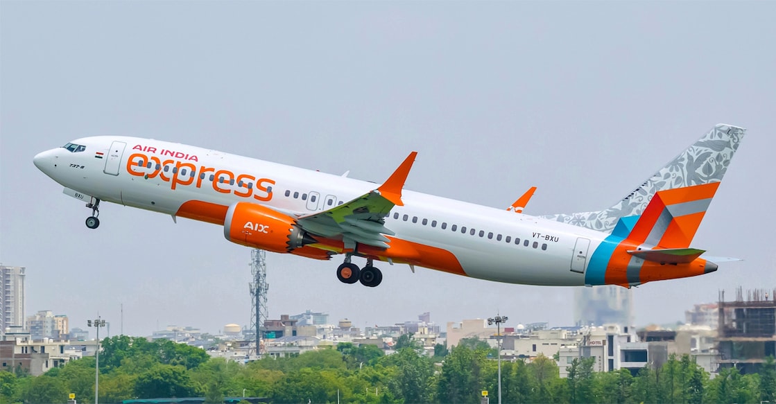 air-india-express-flight-from-dubai-to-thiruvananthapuram-takes-off air-india-express-flight-from-dubai-to-thiruvananthapuram-takes-off