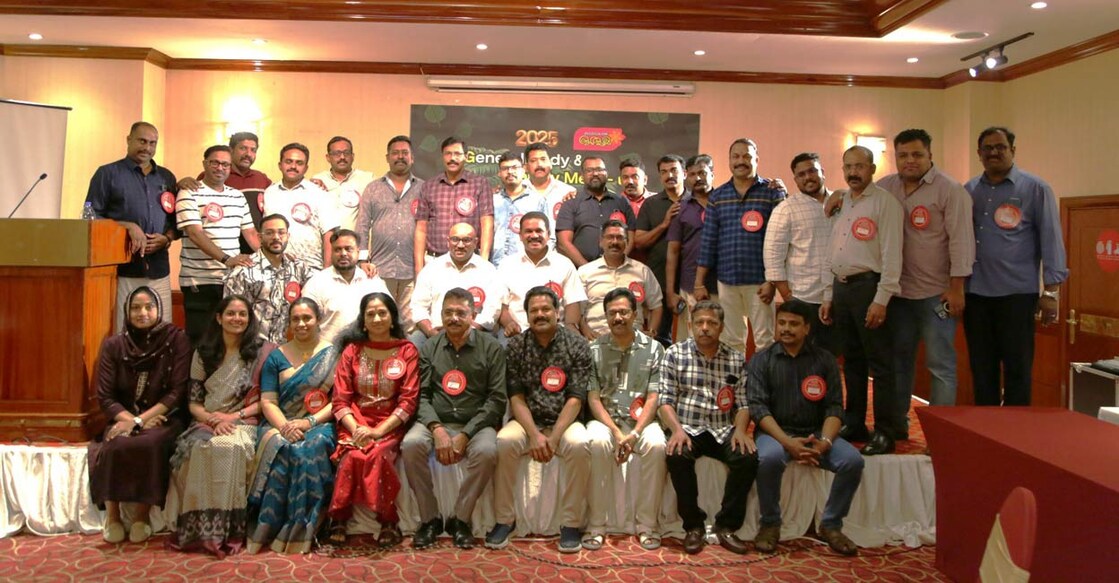 psc-exam-centers-for-expatriates-should-be-allowed-in-foreign-countries-kadakkal-oruma-pravasi-group കടയ്ക്കൽ ഒരുമ പ്രവാസി കൂട്ടായ്മ യോഗത്തിൽ പങ്കെടുത്തവർ. ചിത്രം: സ്പെഷൽ അറേഞ്ച്മെന്റ്