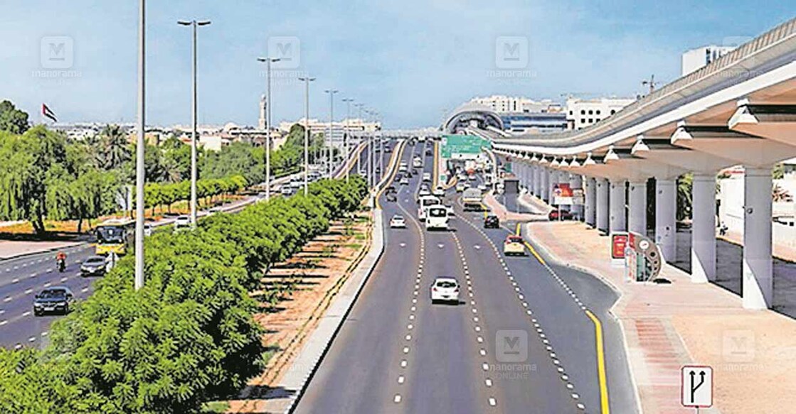 dubai-rta-renewed-the-faded-signage-on-city-roads dubai-rta-renewed-the-faded-signage-on-city-roads