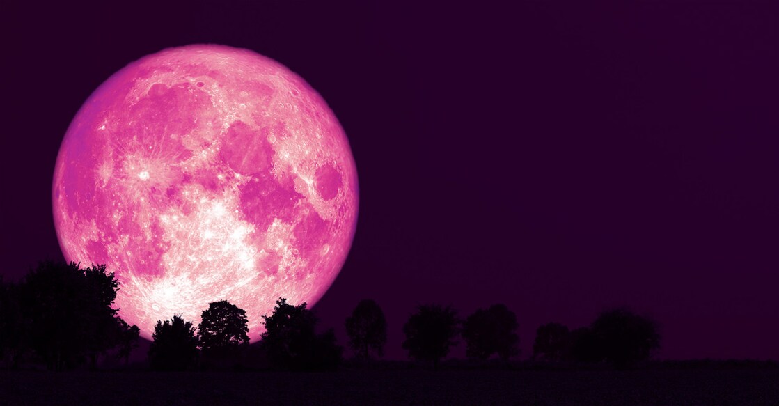strawberry-moon-in-the-uae strawberry-moon-in-the-uae