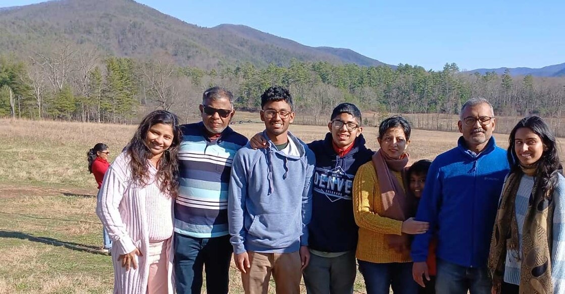 ചിത്രം : സ്പെഷൽ അറേഞ്ച്മെന്‍റ്
