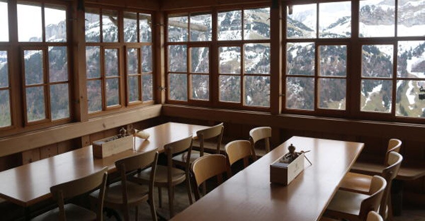 restaurant restaurant