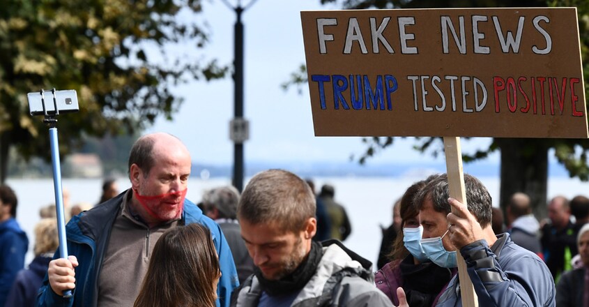 Fake news trump Fake news trump