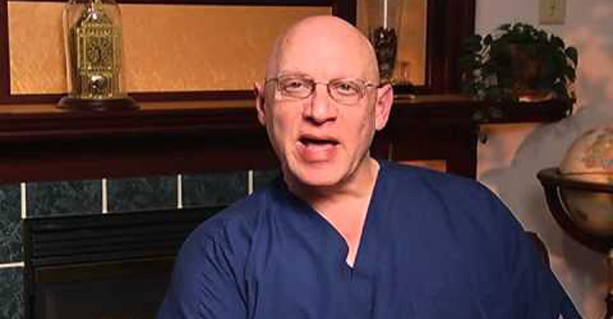 Controversial Fertility Doctor Dies in Plane Crash in New York World