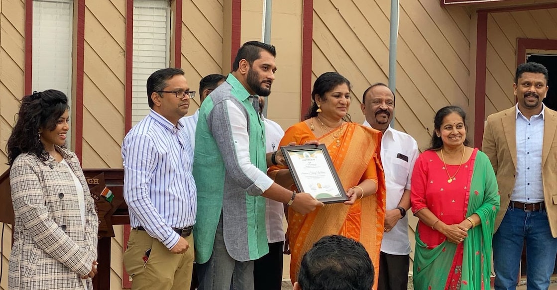 malayali-association-of-greater-houston-honored-shiny-wilson-with-an-honorary-membership