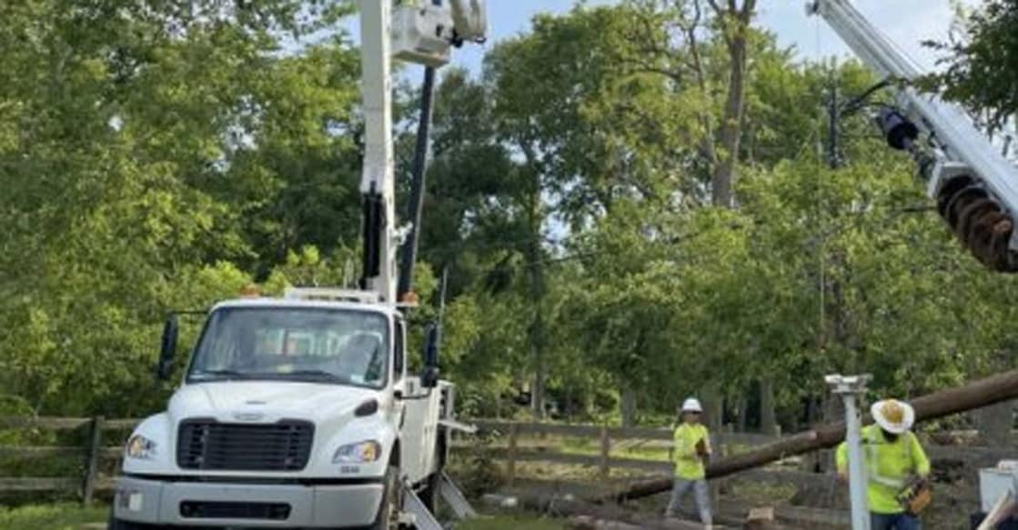 hurricane-beryl-lashes-texas-recovering-from-natural-calamities