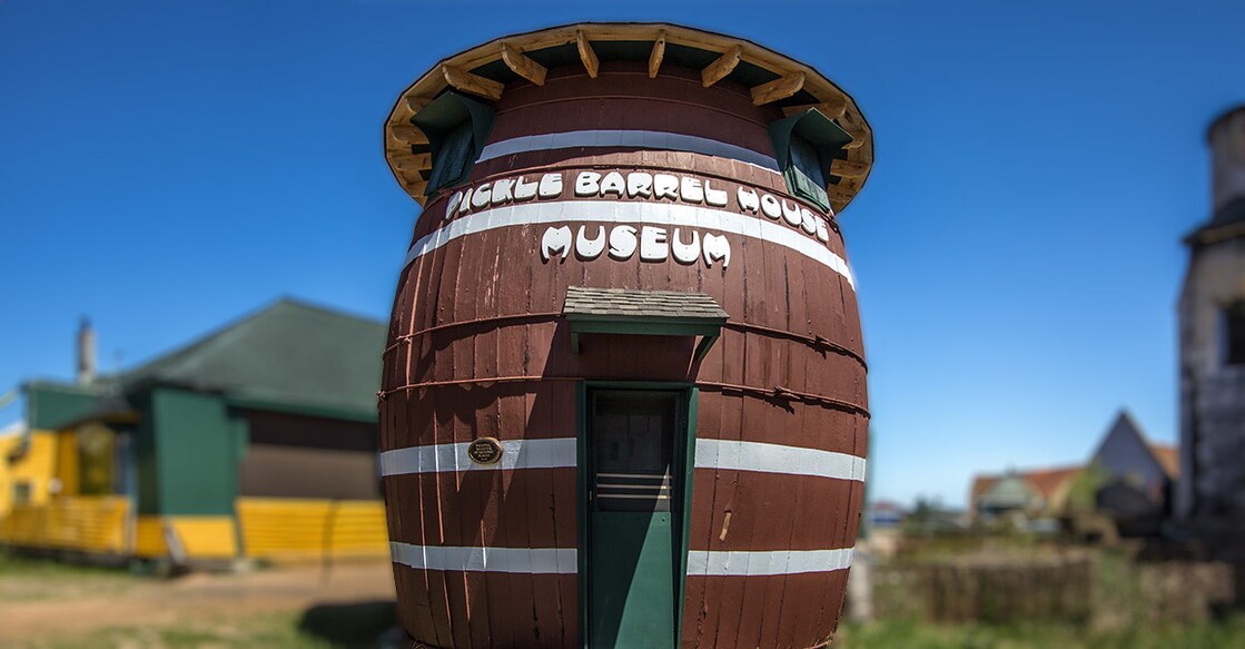 four-most-unique-and-strange-houses-in-america-that-amuses-you Image Credit: ehrlif/iStockphoto.com