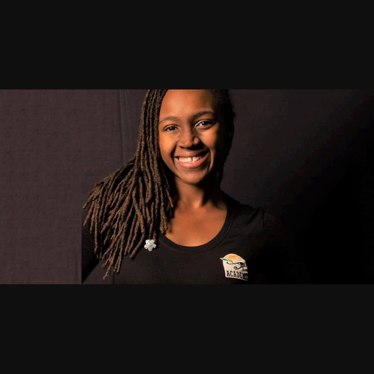 റോഡിലേക്ക് തള്ളിയിട്ട് ബോധം പോകുന്നതുവരെ മർദനം യുവതിയെ രാത്രി മുഴുവൻ  ജയിലിലടച്ച് പൊലീസ് 142 കോടി നഷ്ടപരിഹാരം - Police brutality settlement |  California police ...