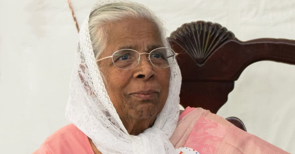 ഏലിയാമ്മ ജോർജ് അന്തരിച്ചു