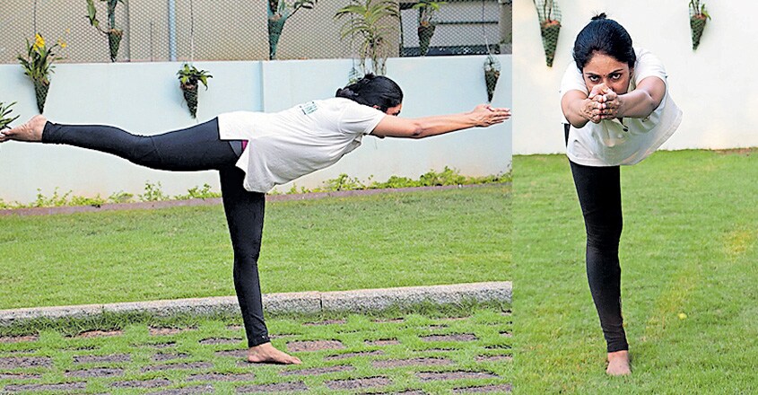 ekapada-virabhadrasana2 ekapada-virabhadrasana2
