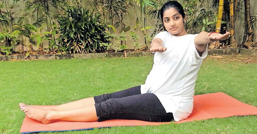 vakrasanam-yoga2 vakrasanam-yoga2