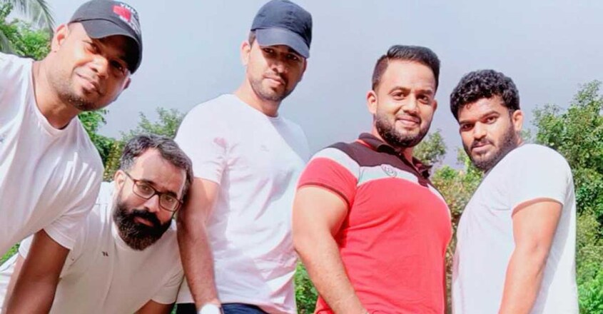 niyas-friends niyas-friends