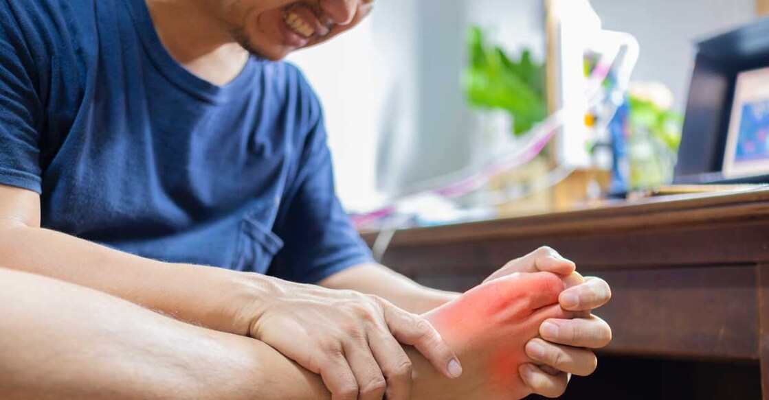 Uric acid symptoms Photo credit : jittawit21/ Shutterstock.com