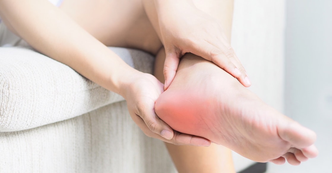 what-does-the-start-of-gout-feel-like Representative Image. Photo Credit : Tanapat Lek Jiw / Shutterstock.com