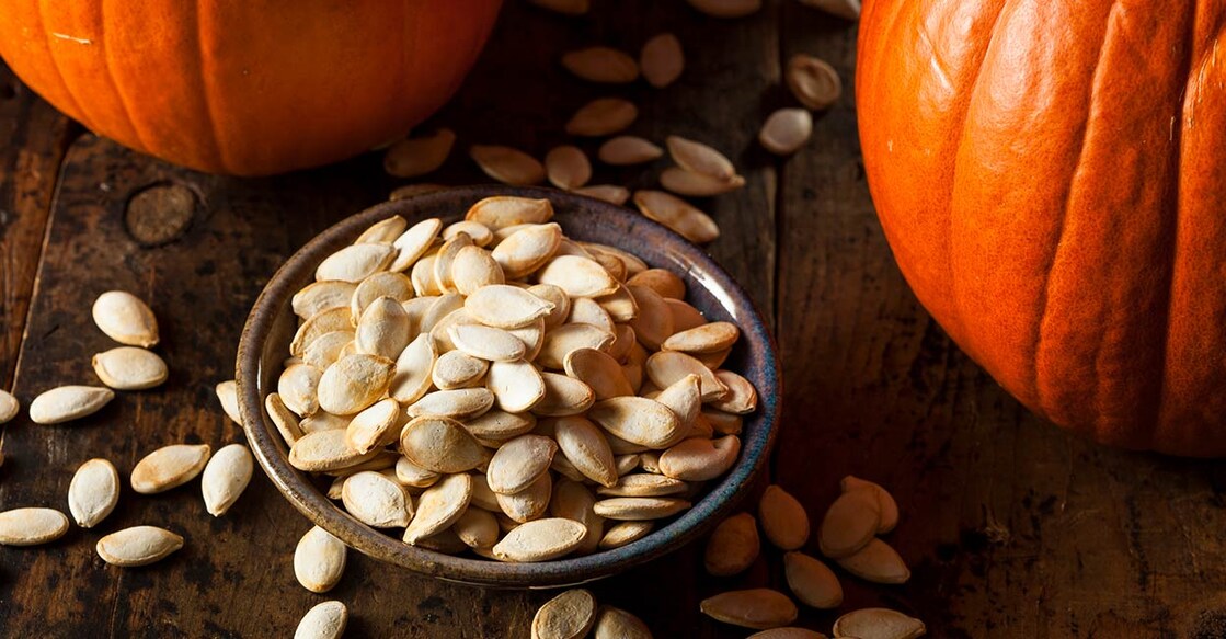 roasted-salty-pumpkin-seeds-nutrition-bhofack2-istock-photo-com roasted-salty-pumpkin-seeds-nutrition-bhofack2-istock-photo-com