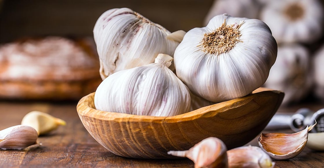 garlic-Marian-Weyo-Shutterstock garlic-Marian-Weyo-Shutterstock