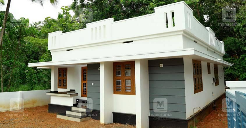 16-lakh-house-thrissur-exterior 16-lakh-house-thrissur-exterior