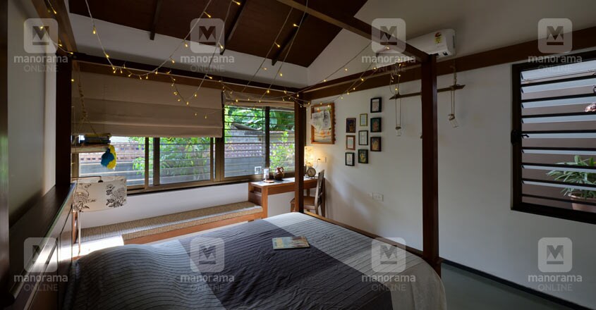 nri-retirement-house-angamaly-bed nri-retirement-house-angamaly-bed