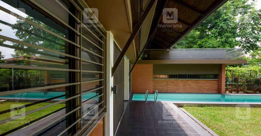 nri-retirement-house-angamaly-lawn nri-retirement-house-angamaly-lawn