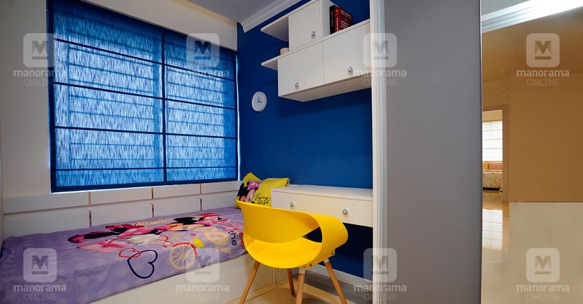 space-efficient-flat-calicut-kid-bed space-efficient-flat-calicut-kid-bed