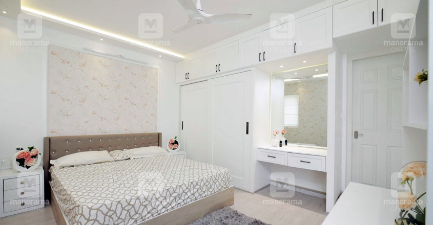 white-flat-calicut-bed white-flat-calicut-bed