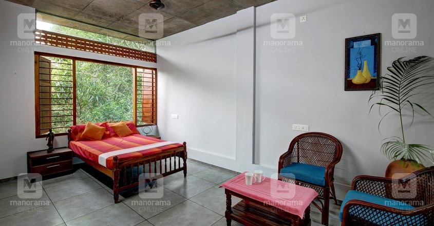 parents-home-kadakkavoor-bed parents-home-kadakkavoor-bed