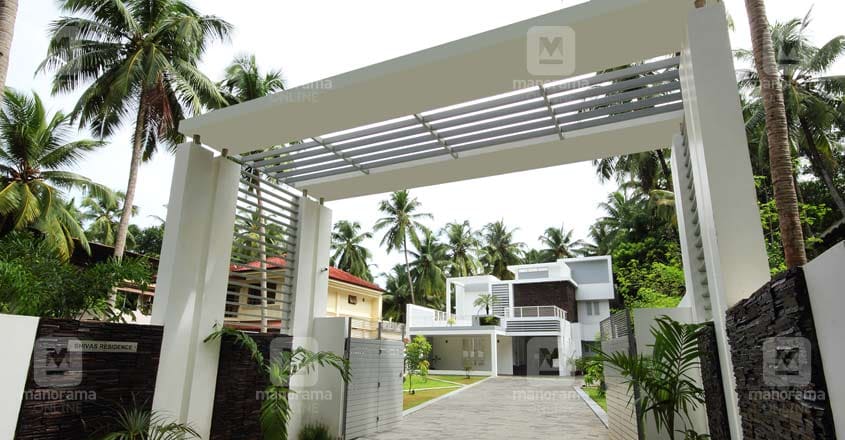 white-house-guruvayur-lawn white-house-guruvayur-lawn