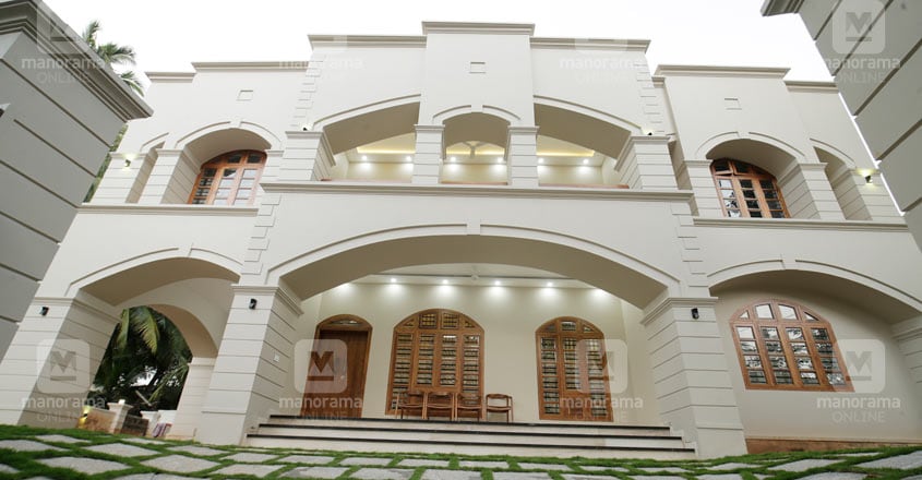 colonial-house-kuttichira-elevation colonial-house-kuttichira-elevation
