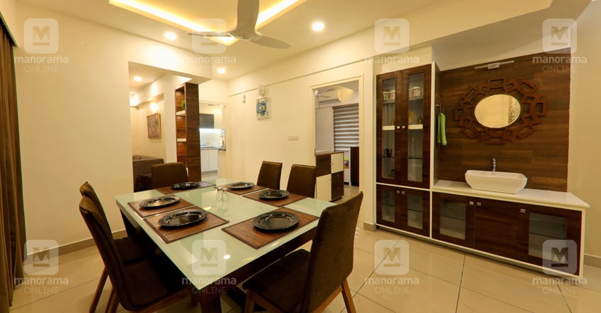 space-efficient-flat-kochi-dine space-efficient-flat-kochi-dine