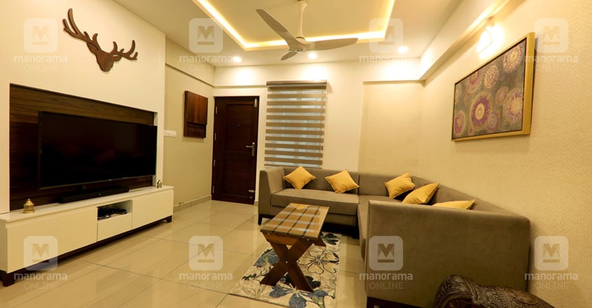 space-efficient-flat-kochi-formal space-efficient-flat-kochi-formal