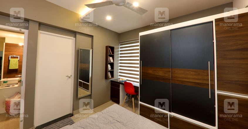 space-efficient-flat-kochi-masterbed space-efficient-flat-kochi-masterbed