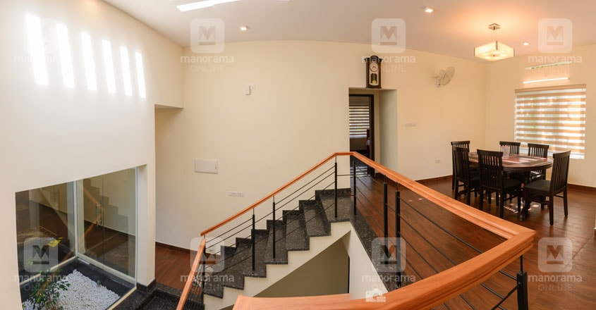 3-storeyed-house-kattapana-ff 3-storeyed-house-kattapana-ff