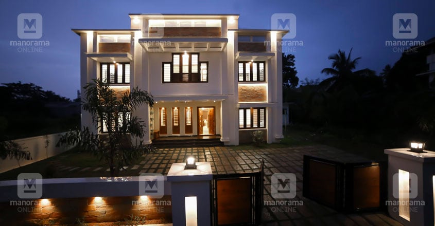 simple-house-thrissur-night simple-house-thrissur-night